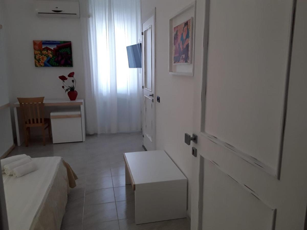 Porto Cesareo Hotel Ngoại thất bức ảnh