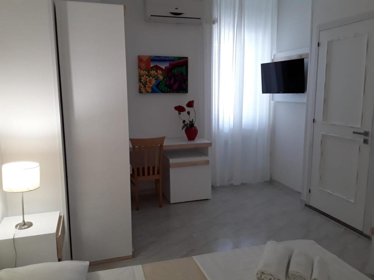 Porto Cesareo Hotel Ngoại thất bức ảnh
