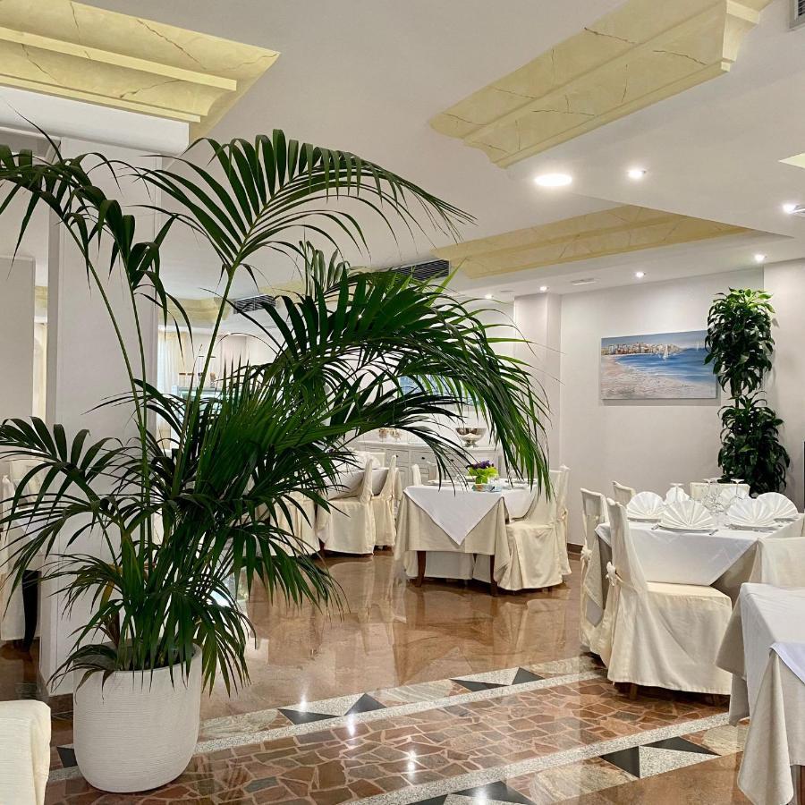 Porto Cesareo Hotel Ngoại thất bức ảnh