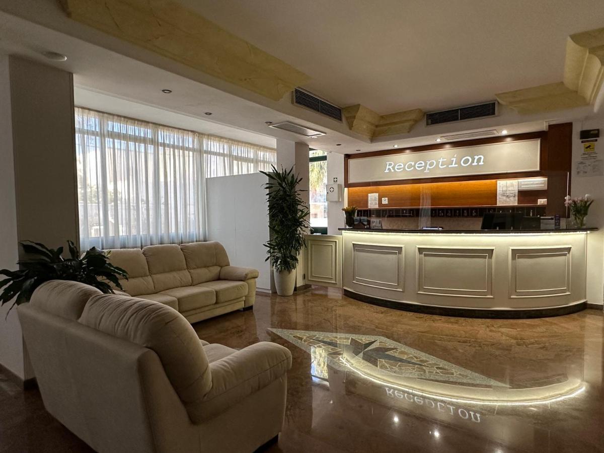 Porto Cesareo Hotel Ngoại thất bức ảnh
