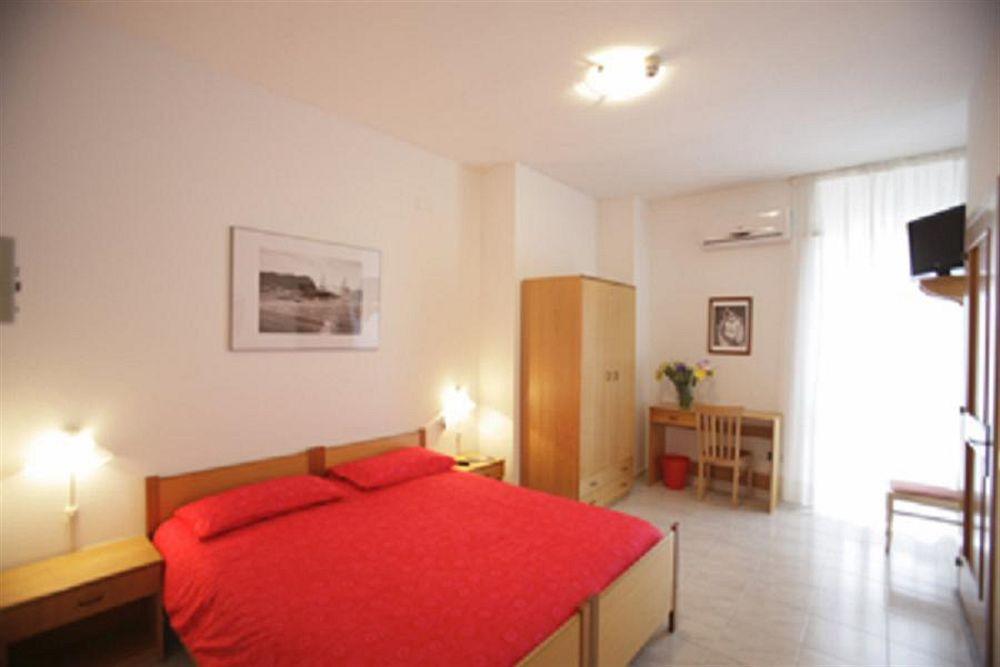 Porto Cesareo Hotel Ngoại thất bức ảnh