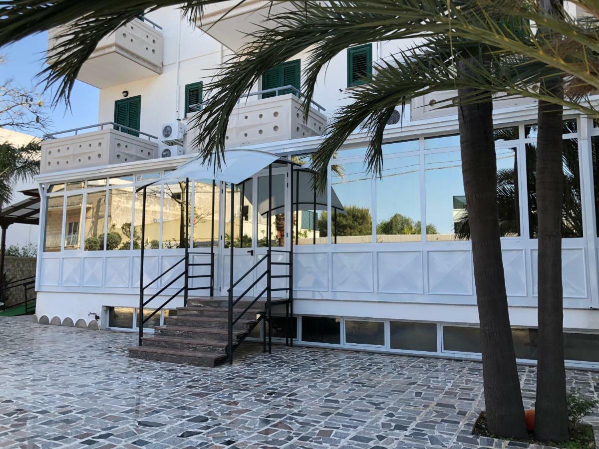 Porto Cesareo Hotel Ngoại thất bức ảnh
