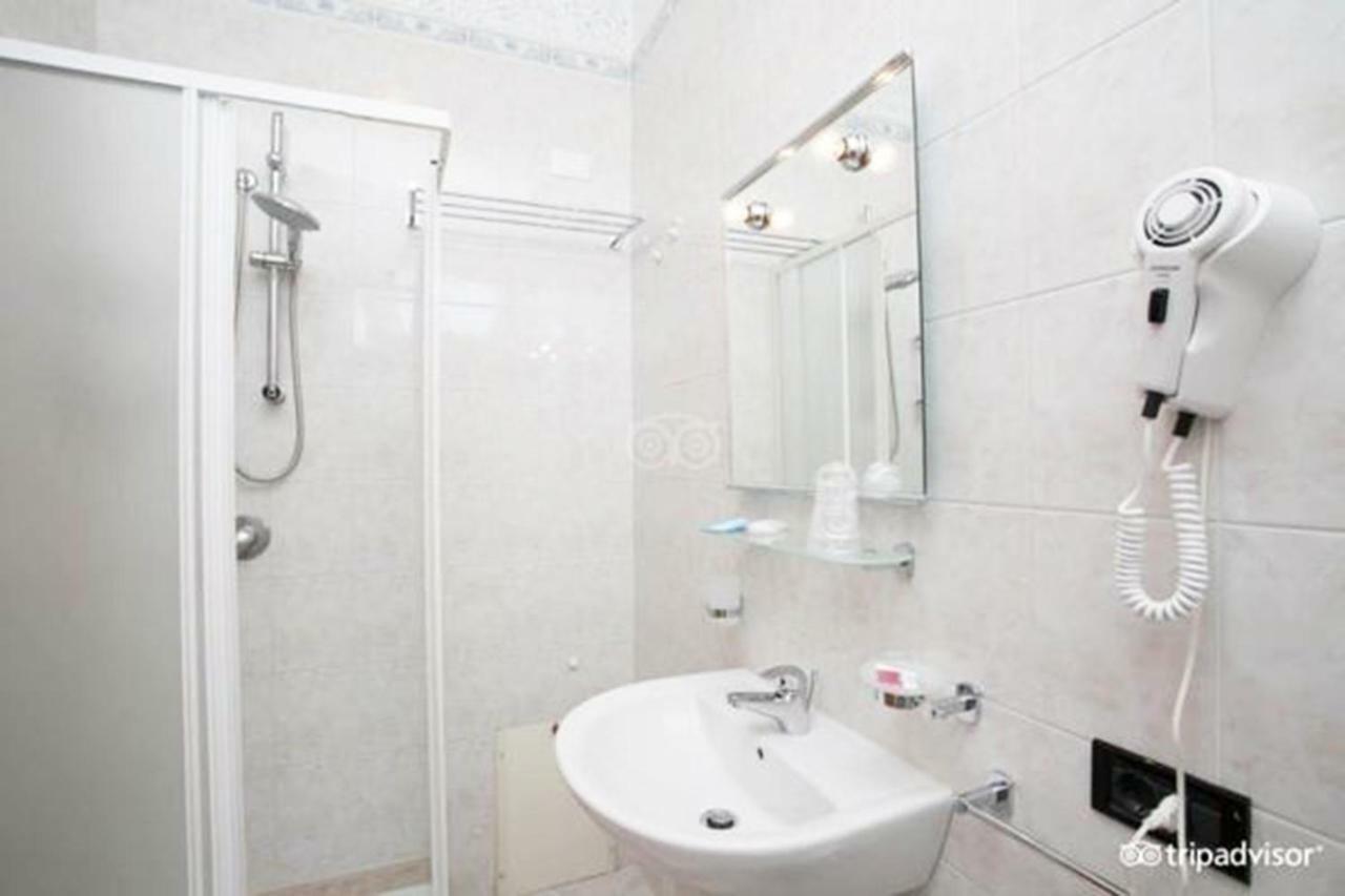 Porto Cesareo Hotel Ngoại thất bức ảnh
