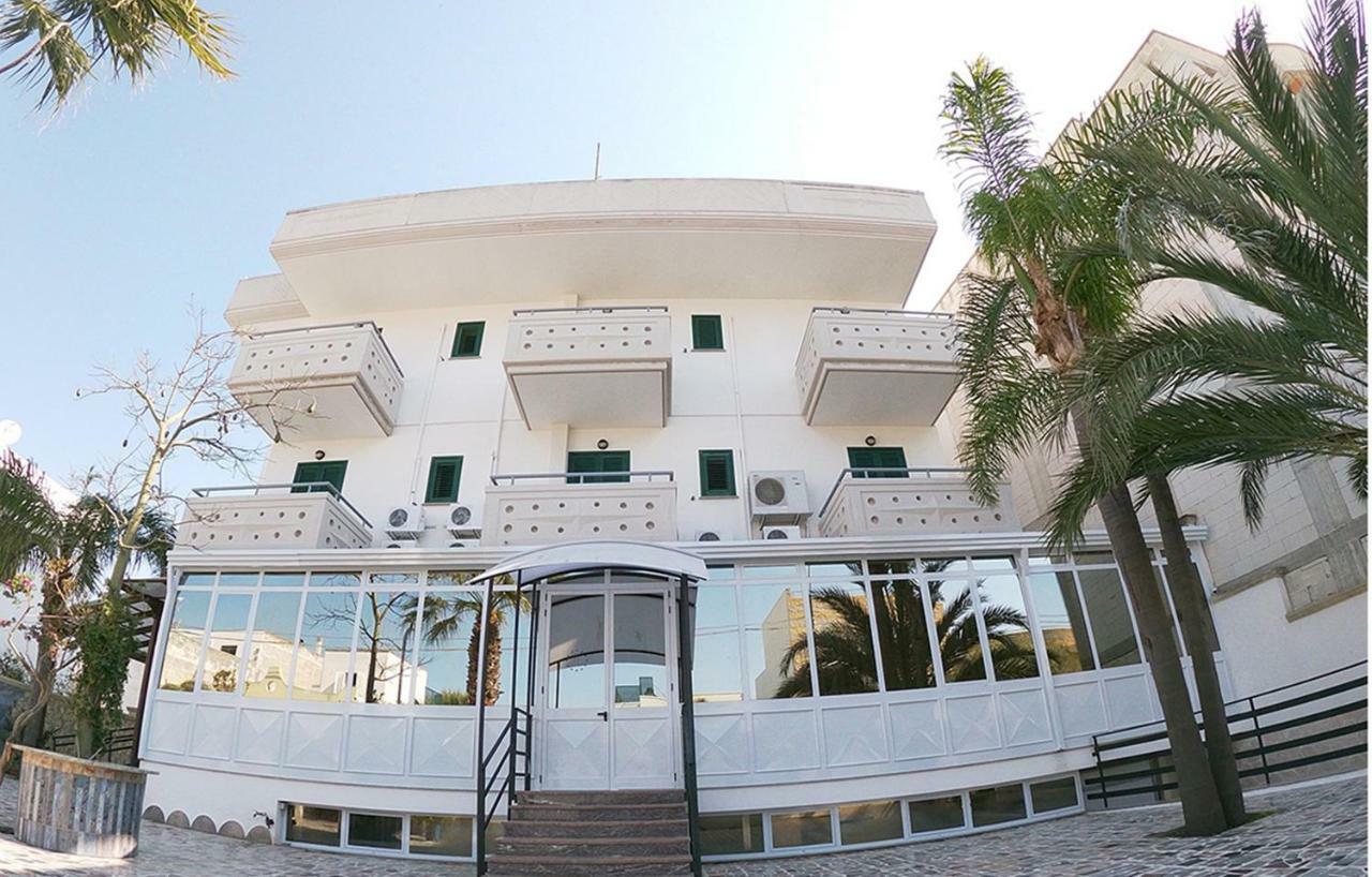 Porto Cesareo Hotel Ngoại thất bức ảnh
